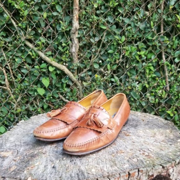 JOHNSTON MURPHY Breland Kiltie Tassel Loafers